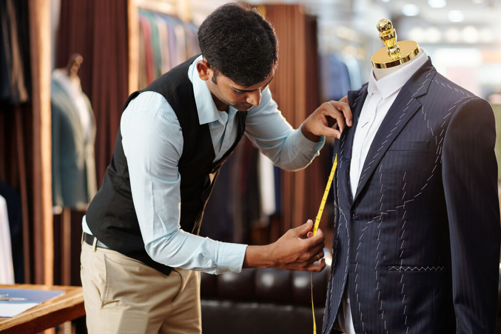 Facebook Ads for tailors is the ability to target your audience with precision. 